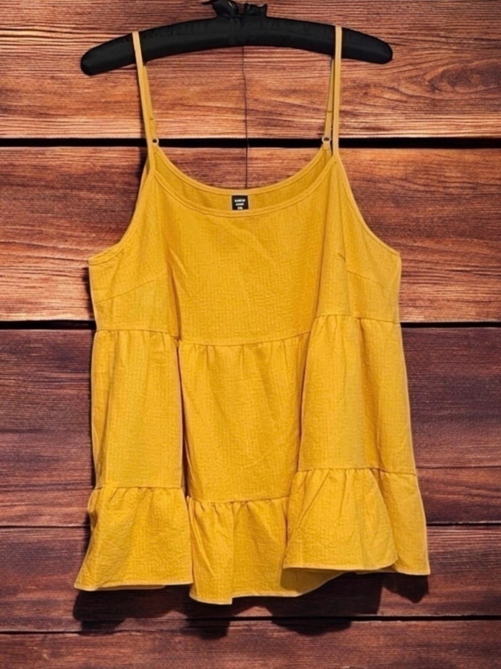 SHEIN CURVE ADJUSTABLE SPAGHETTI STRAPS RUFFLE TOP SIZE 1X